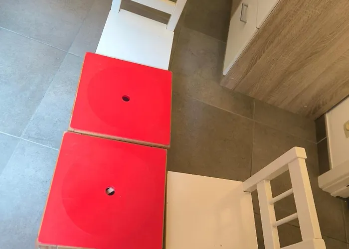 Family Time Avec Parking Gratuit Et Menage Compris 아파트 *